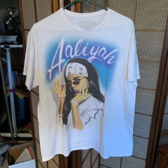 Aaliyah t shirt - Picture 1 of 2